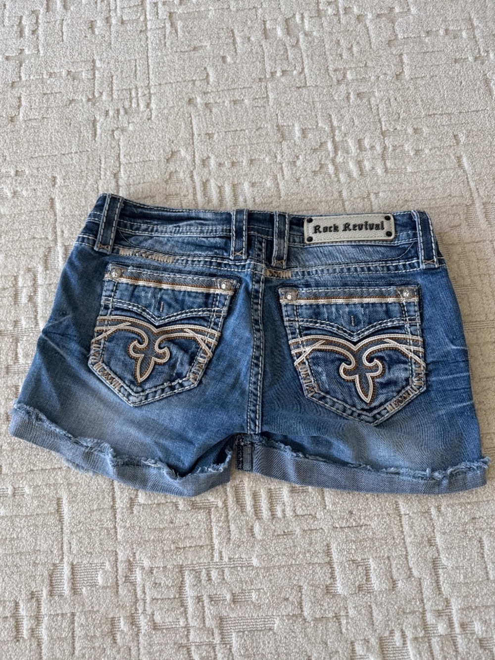 Rock Revival Pilkin Shorts - Picture 2 of 9